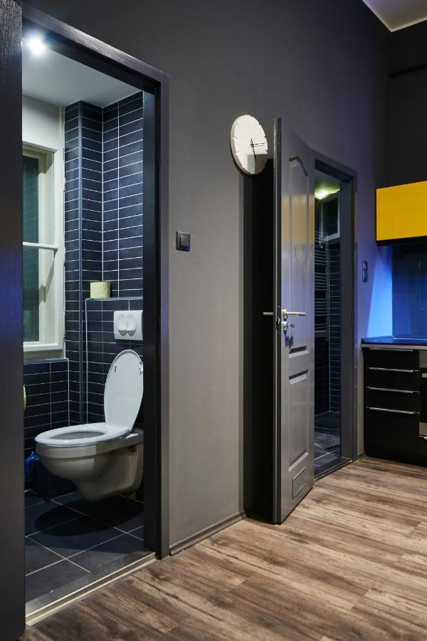 Central Location Yellow-Black Apartment Budapest Exterior photo